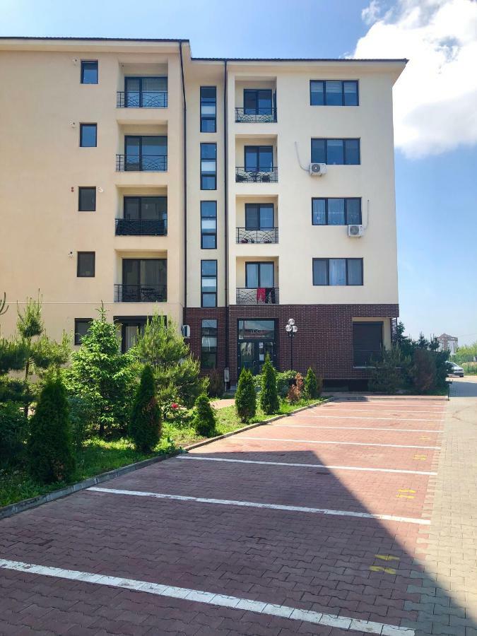 Luxor Apartment Otopeni Exterior foto